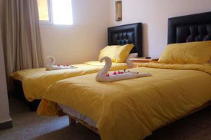 Room 2 of 6