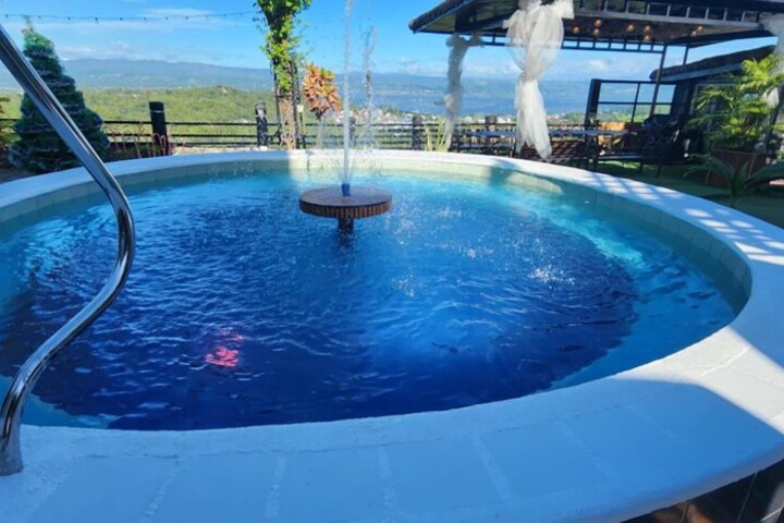 Pool 62 of 87