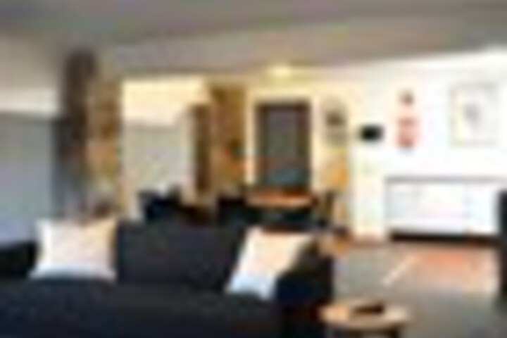Room 20 of 63