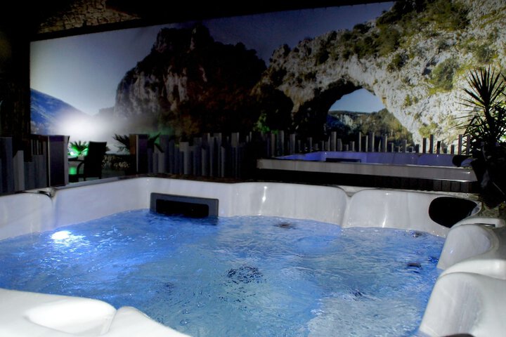 Spa 12 of 14