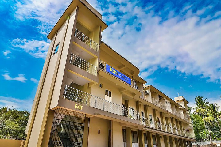Fabhotel Prime Swarnam Old Goa
