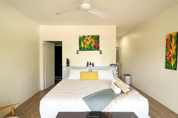 Room 10 of 117