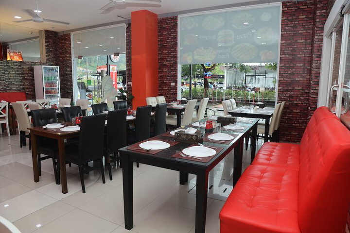 Dining 106 of 127