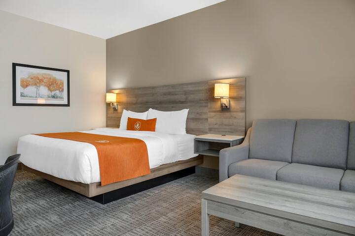Room 40 of 120