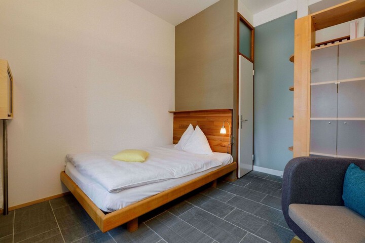 Room 20 of 68