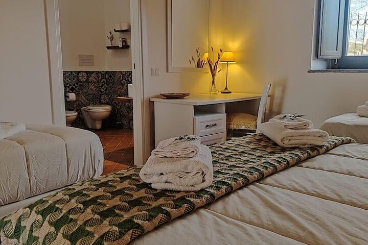 Room 7 of 37
