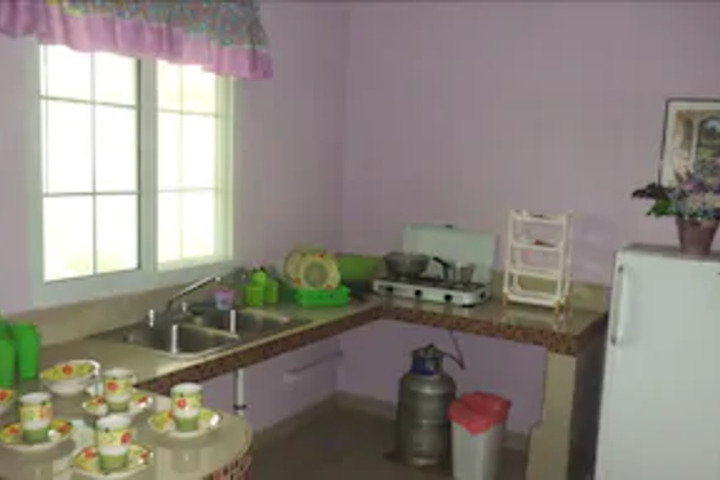 Room 2 of 9