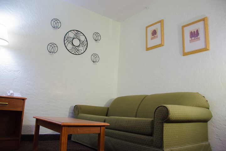 Room 26 of 50
