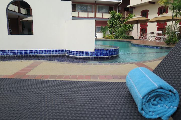 Pools & Facilities