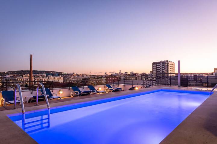 Pool 40 of 68