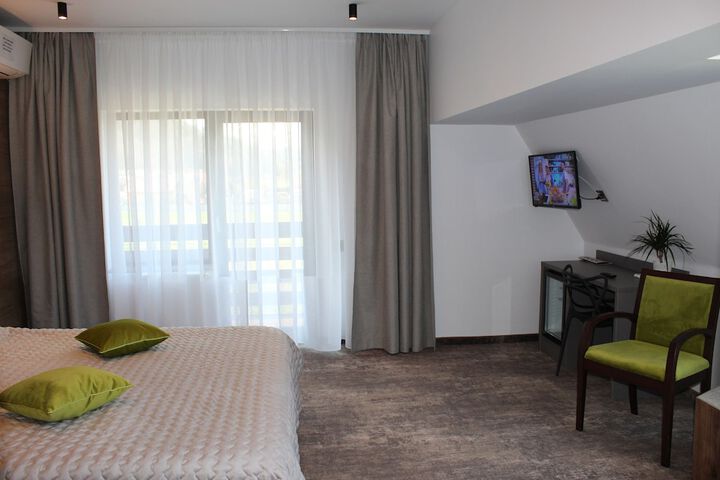 Room 14 of 46