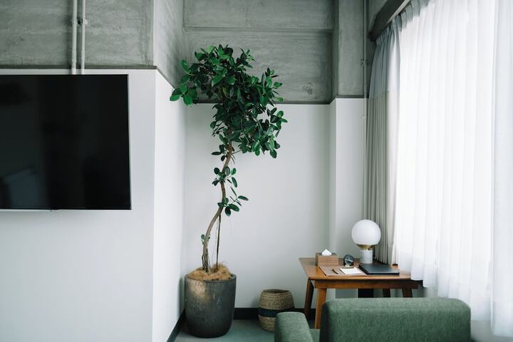 Room 22 of 35