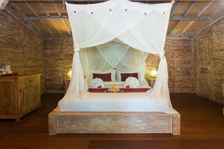 Room 3 of 64