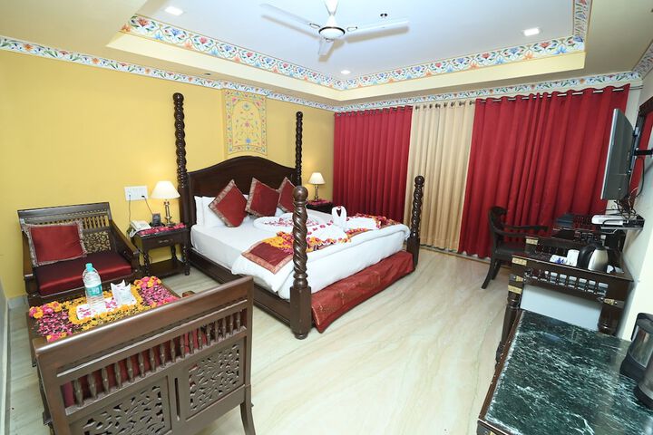Room 8 of 39