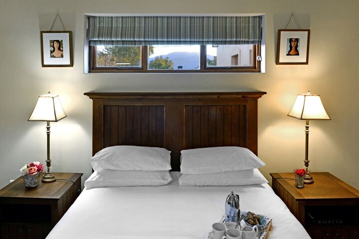 Room 3 of 27