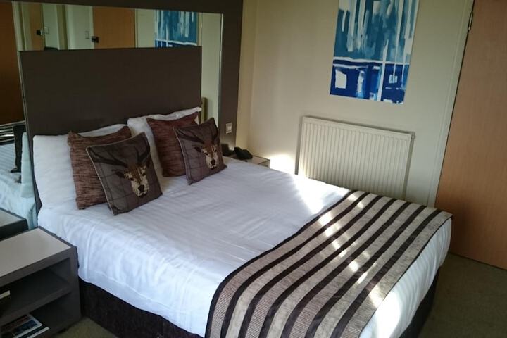Room 18 of 53