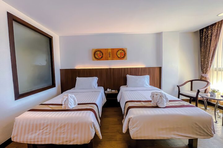 Room 15 of 74