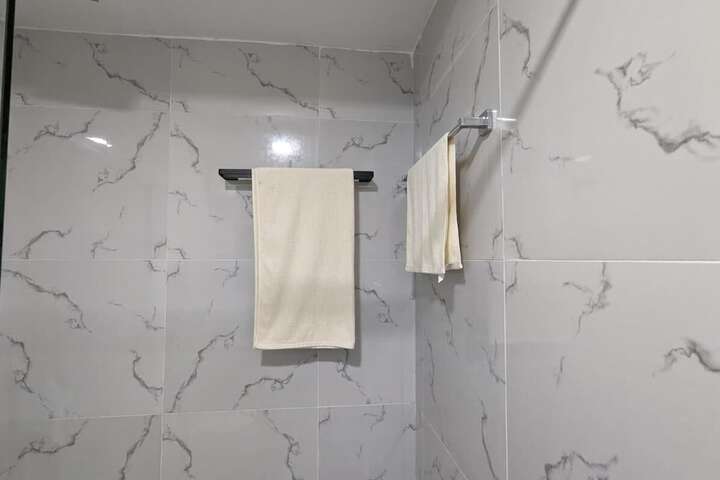 Room 14 of 38