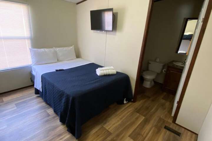 Room 17 of 46
