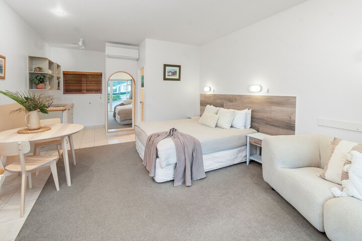 Room 45 of 73