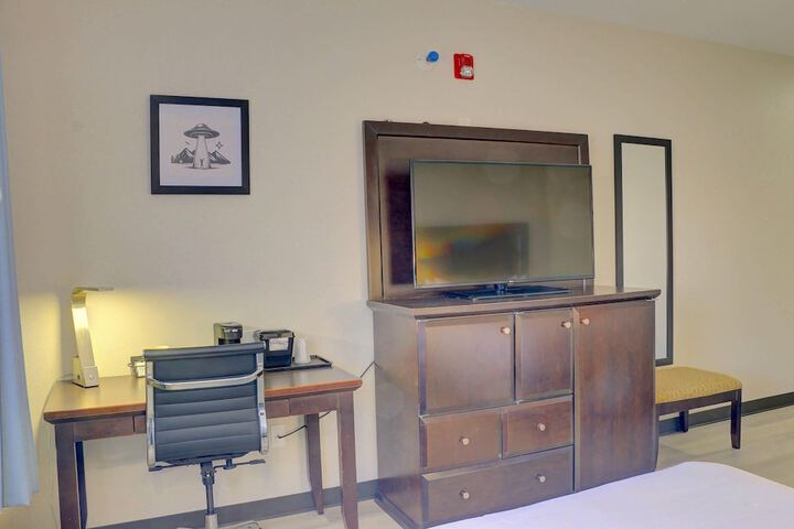 Room 7 of 41