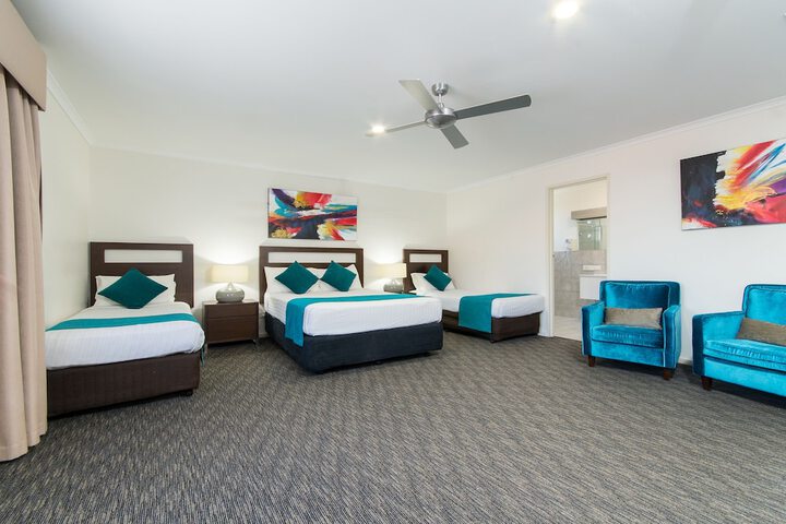 Room 3 of 22