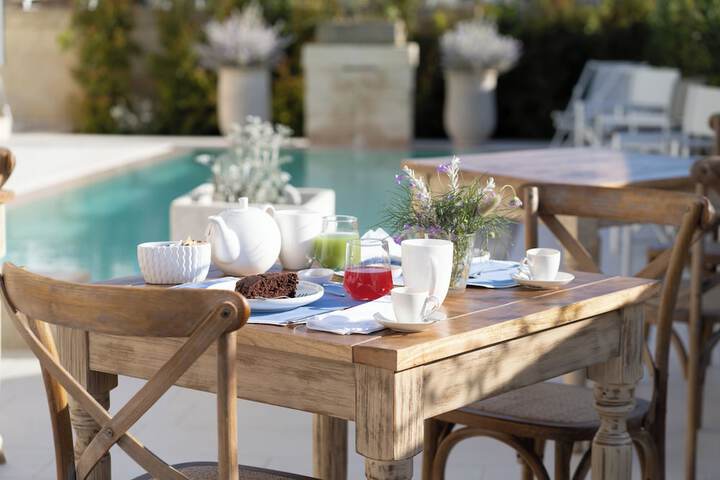 Breakfast/Coffee Service 40 of 56