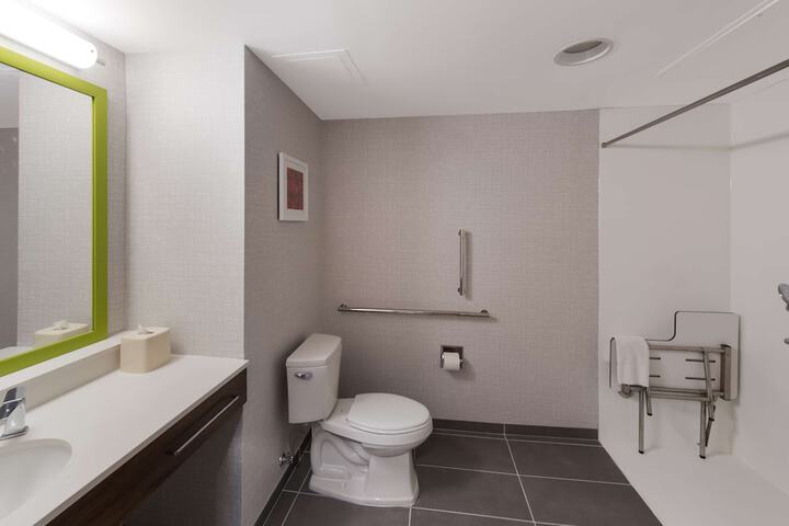 Bathroom shower