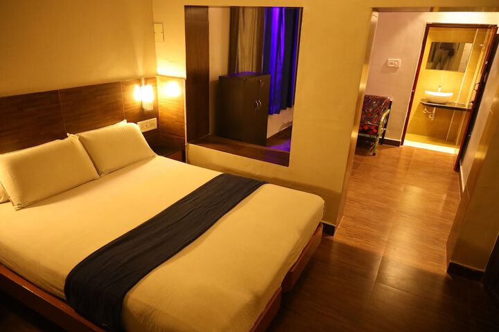 Room 2 of 14