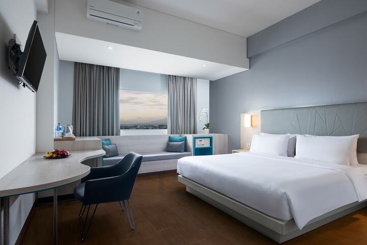 Room 8 of 47