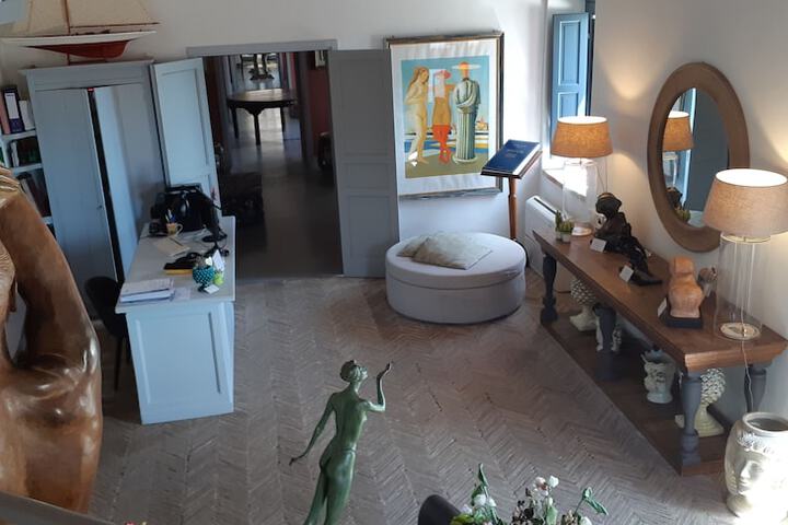 Hotel Interior 3 of 31