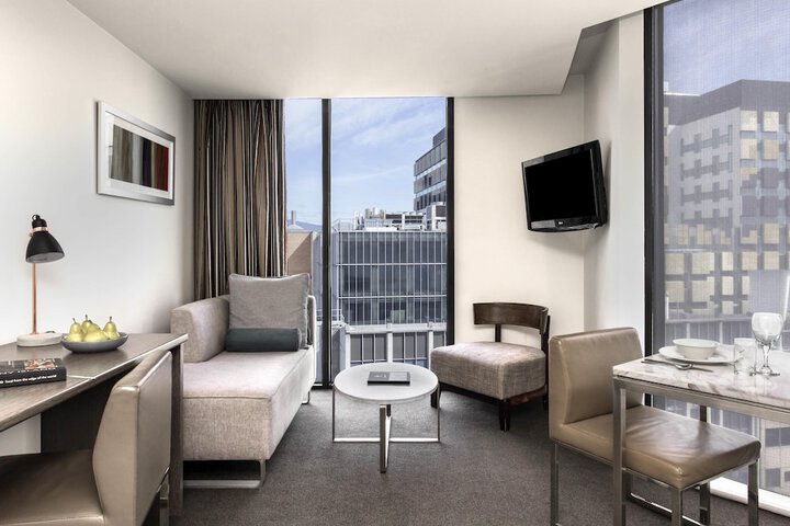 Room 19 of 42