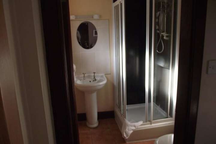 Room 9 of 43