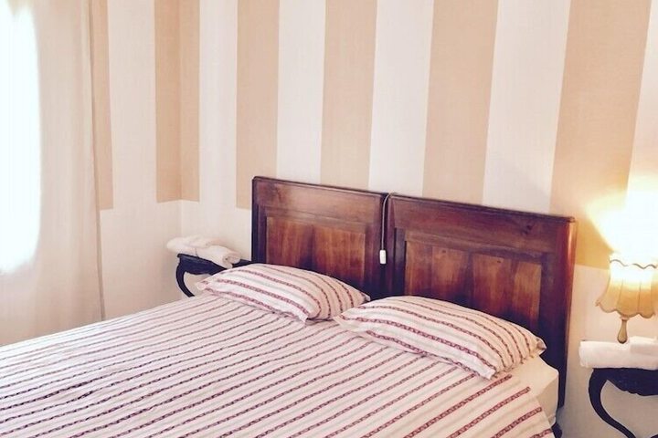 Room 21 of 25