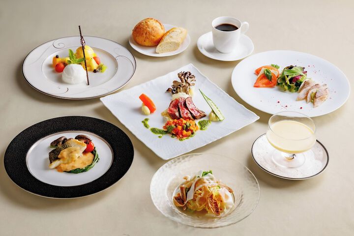 Dining 64 of 162