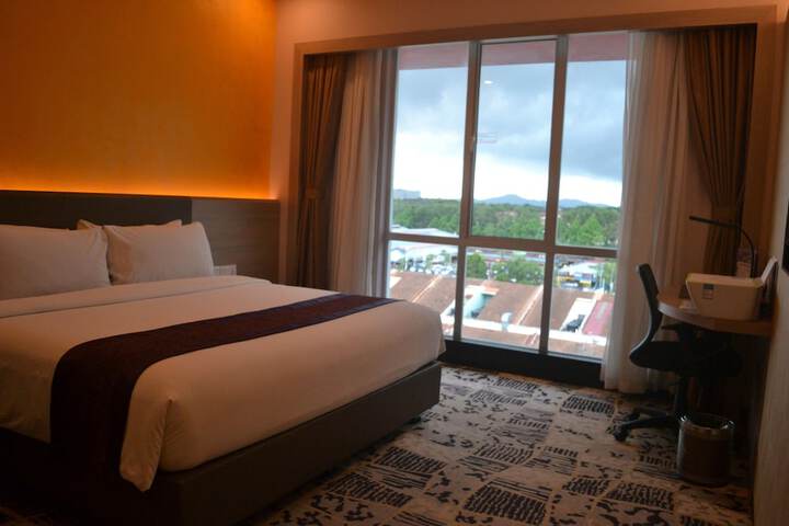 Room 15 of 31