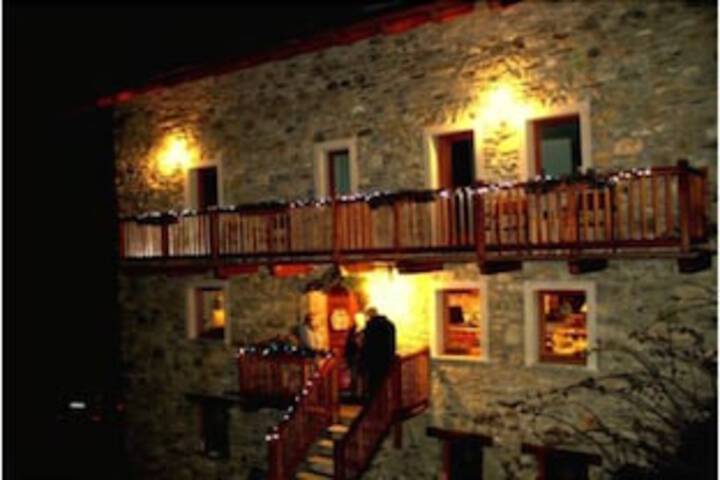 Hotel 5 of 16