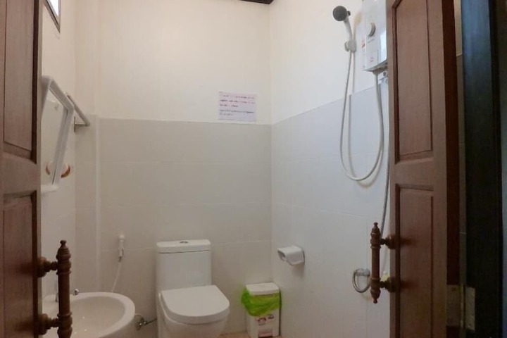 Clean Restrooms