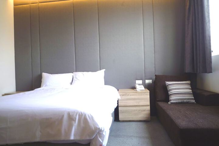 Room 22 of 118