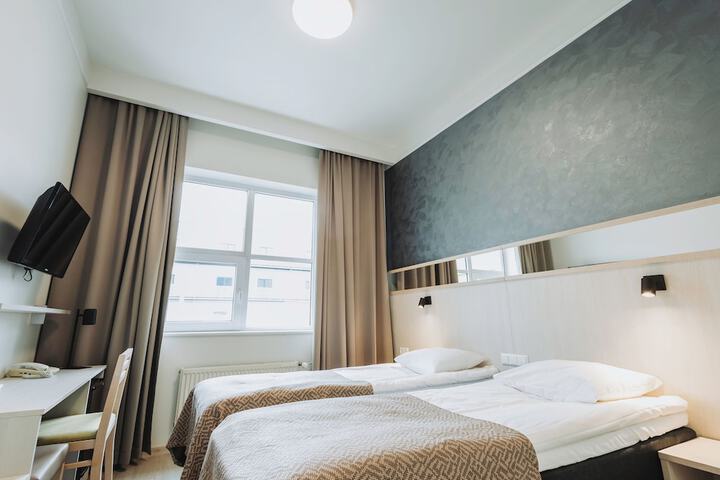 Room 34 of 79