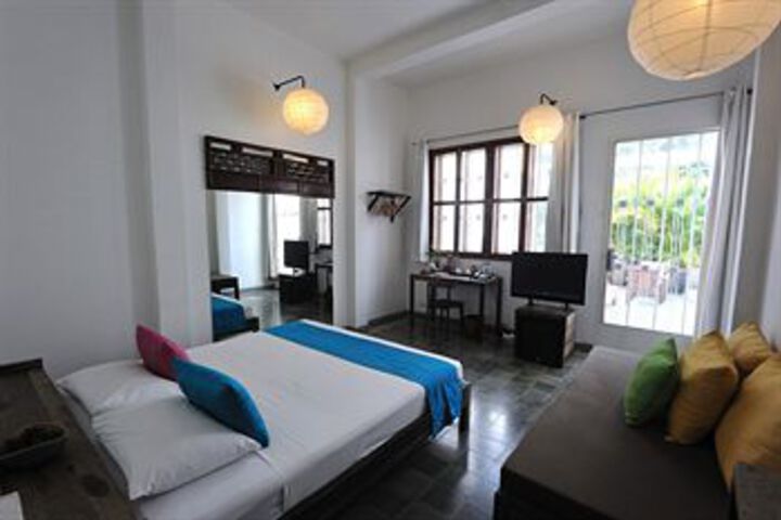 Room 16 of 24