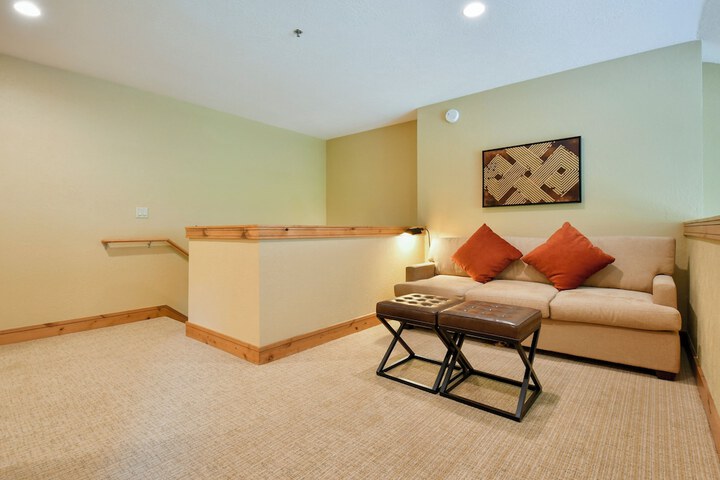 Room 81 of 181