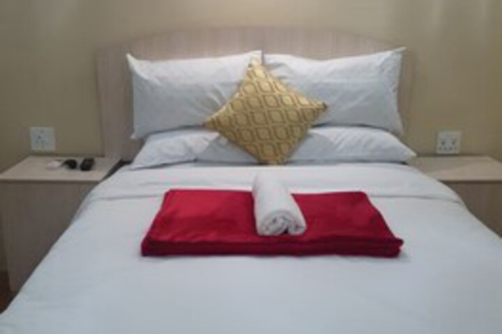 Room 13 of 51