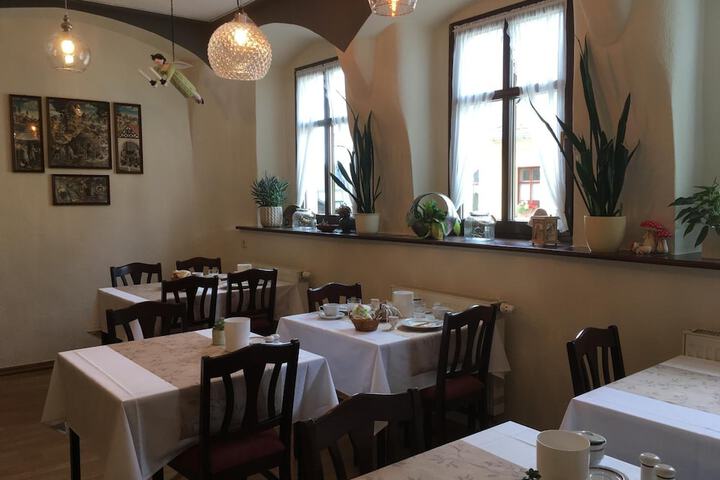 Dining Photos