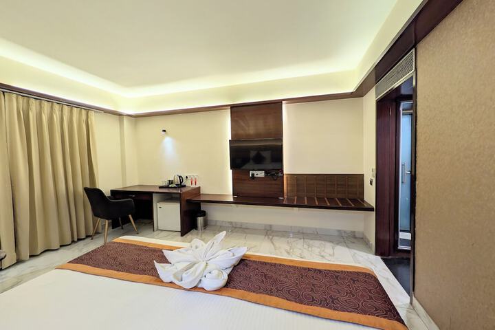 Room 32 of 184