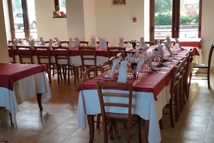 Dining 14 of 24