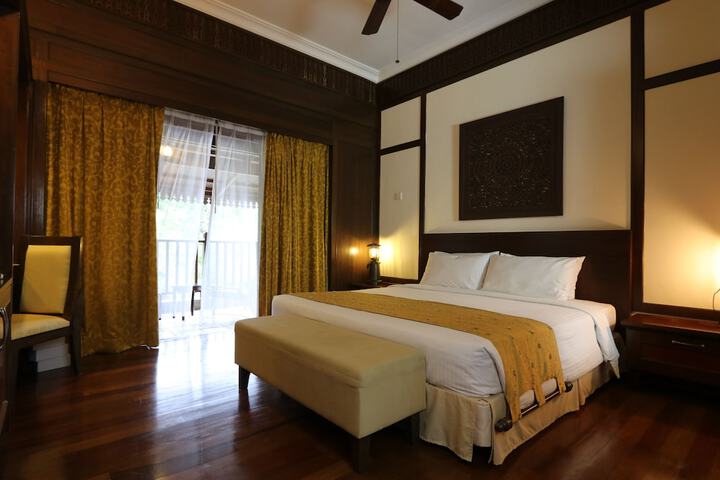Room 12 of 39