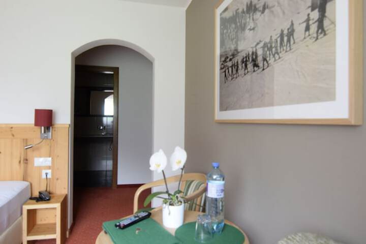 Room 5 of 58