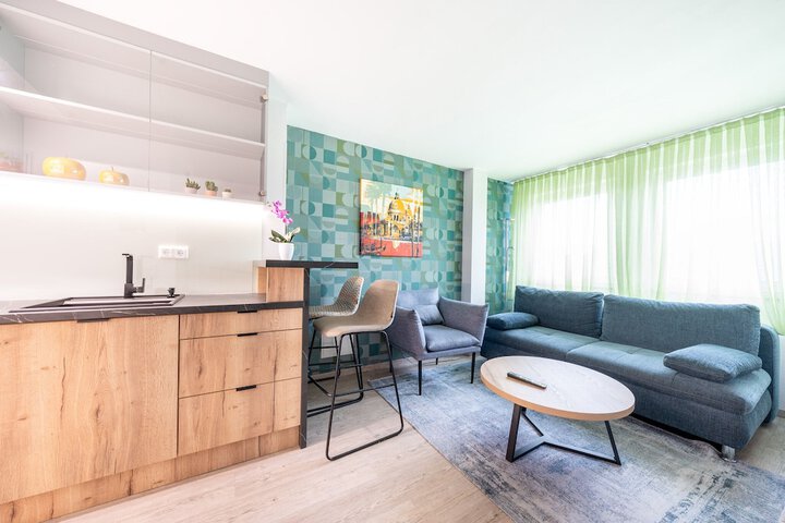 Room 63 of 95