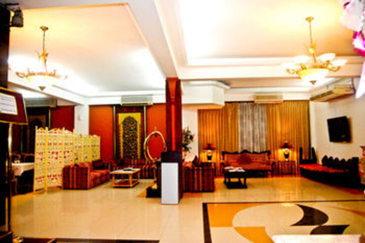 Summer Palace Hotel and Apartments